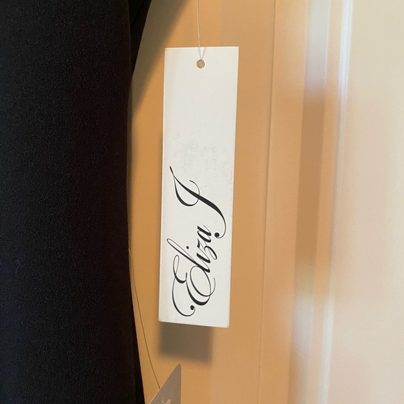 Eliza J Off the Should Black Dress - Picture 6 of 6